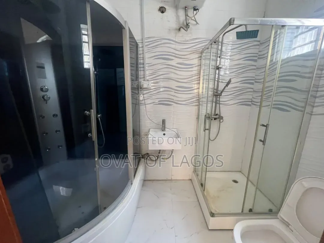 4bdrm Duplex in Chevron Alternative for sale