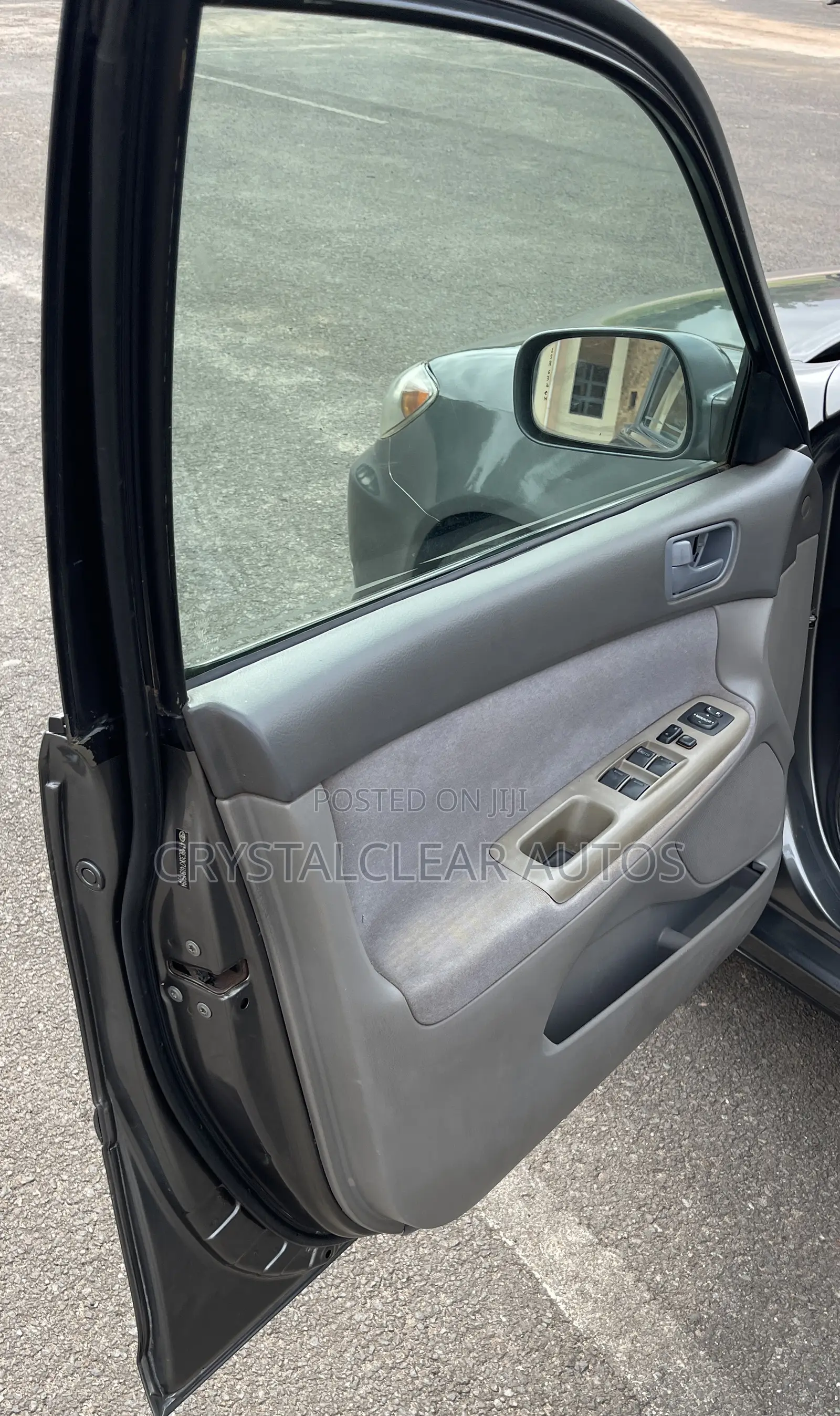 Toyota Camry 2004 Gray