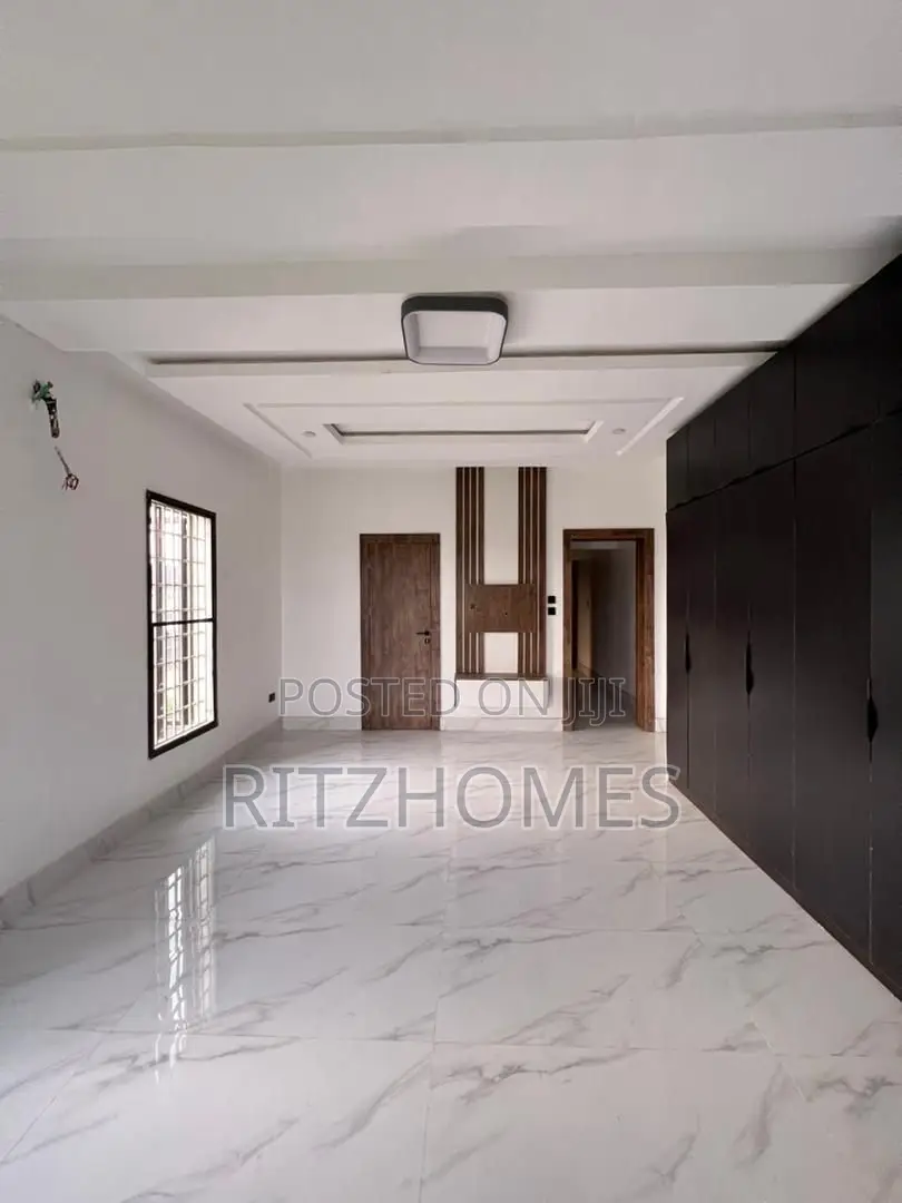 2bdrm Apartment in Abraham Adesanya, Off Lekki-Epe Expressway for sale