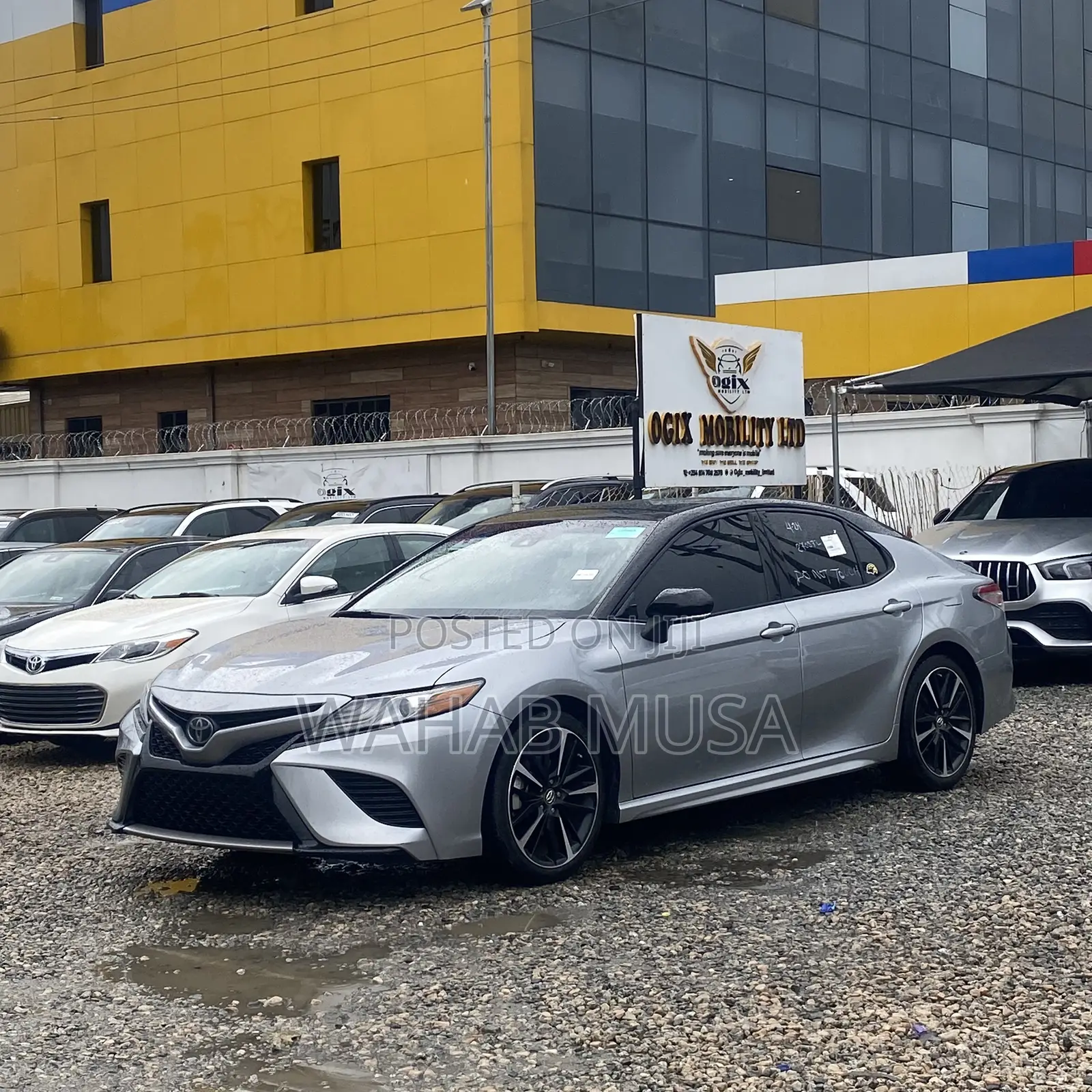 Toyota Camry 2020 Gray