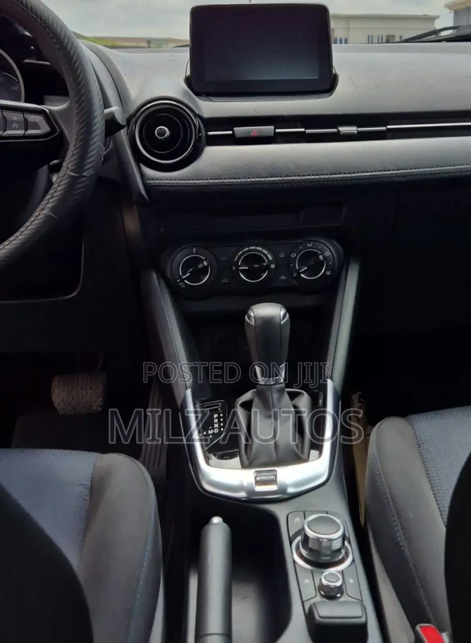 Toyota Yaris 2019 Red
