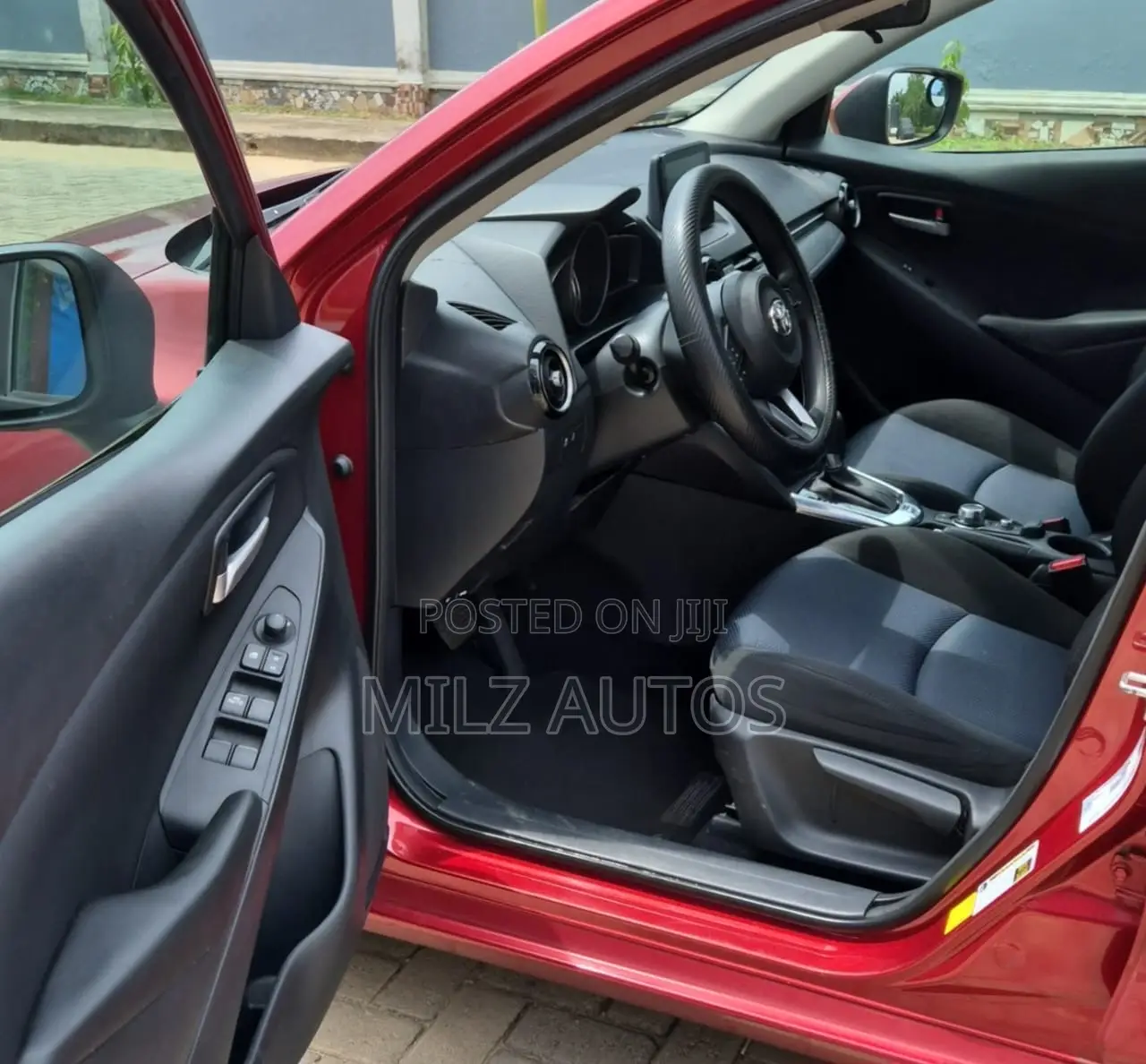 Toyota Yaris 2019 Red