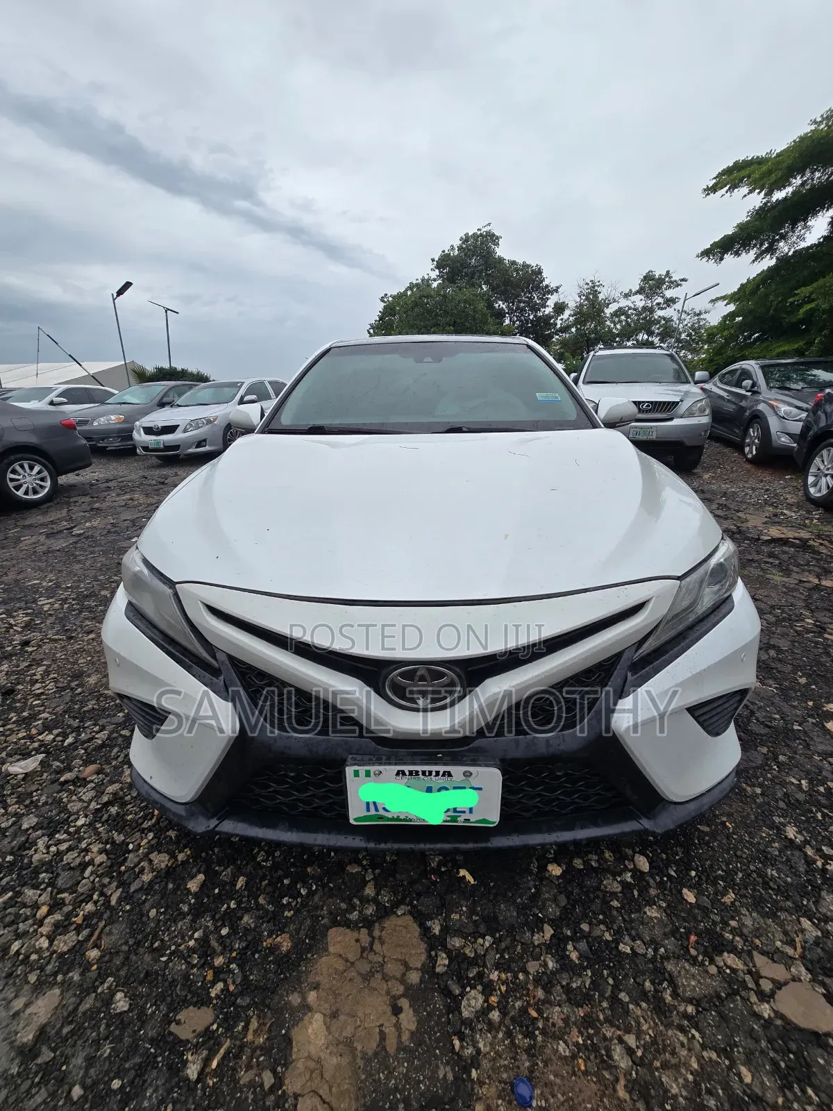 Toyota Camry 2018 White