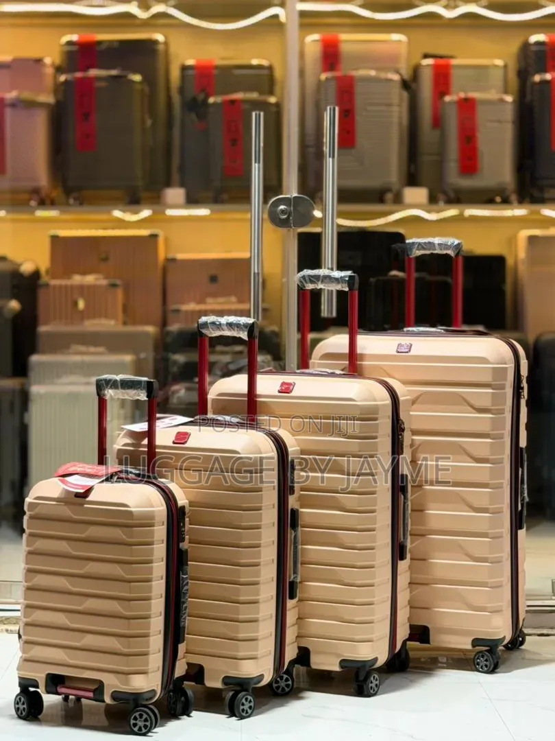 Lightweight Unbreakable Polypropylene Luggage