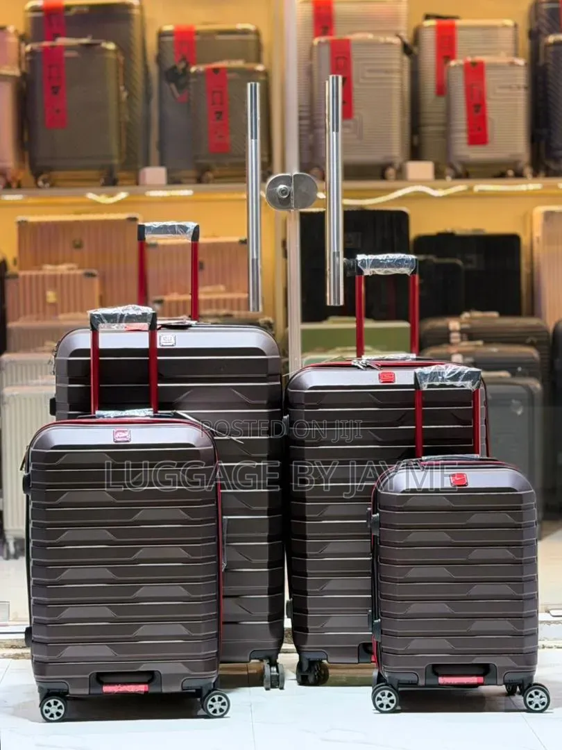 Lightweight Unbreakable Polypropylene Luggage