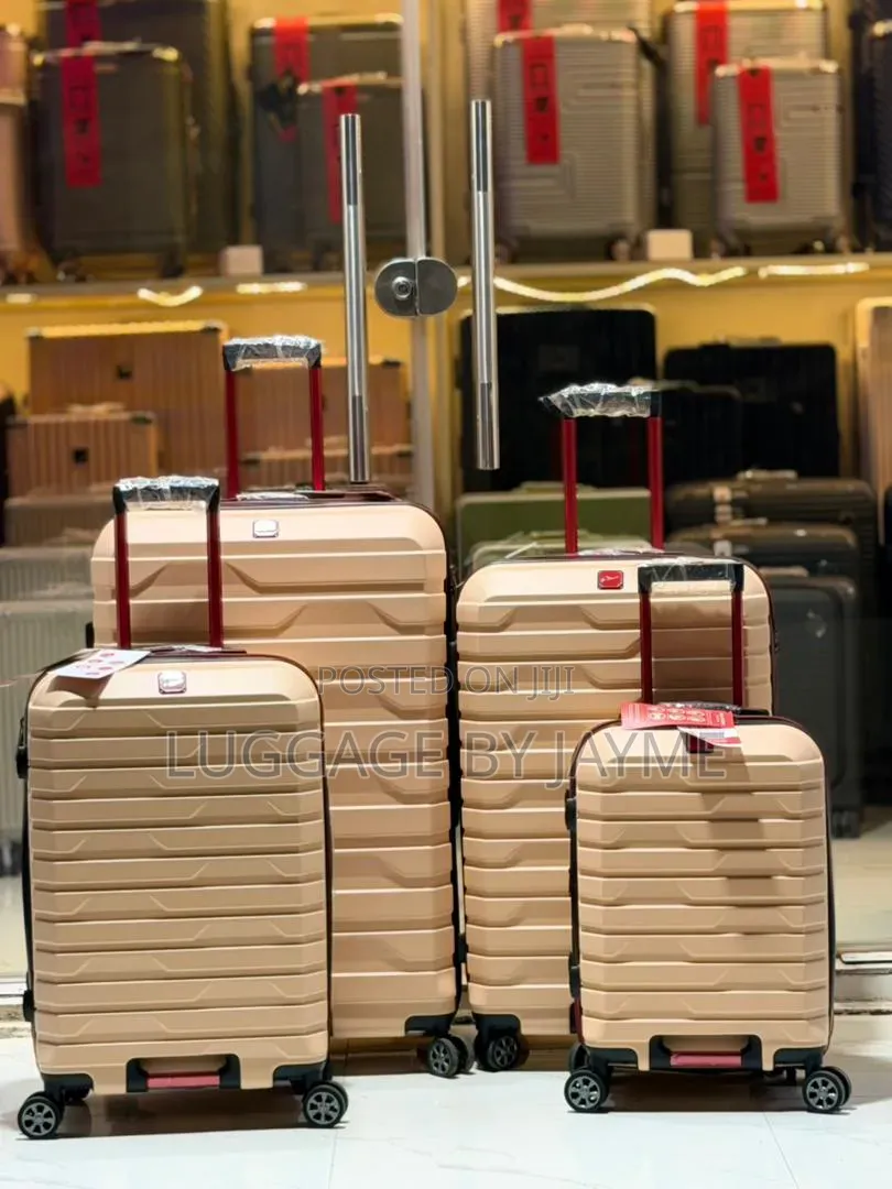 Lightweight Unbreakable Polypropylene Luggage