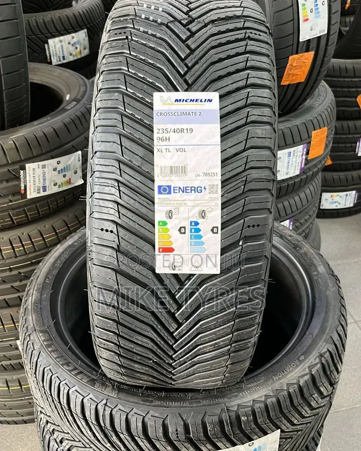 Brand New 235/40r19 Michelin