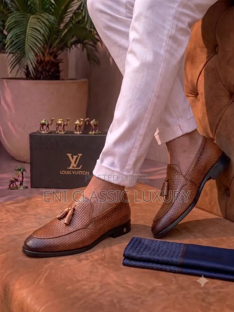 Louis Vuitton Luxury Men's Corporate and Native Shoes Best Quality