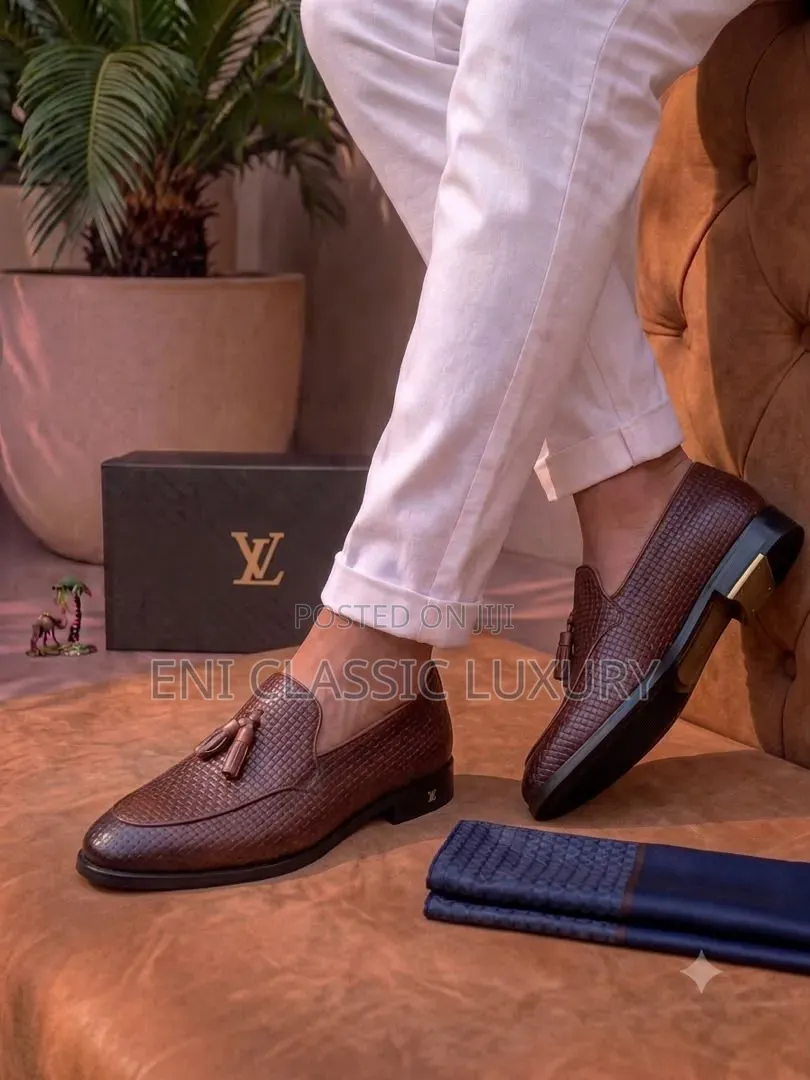 Louis Vuitton Luxury Men's Corporate and Native Shoes Best Quality