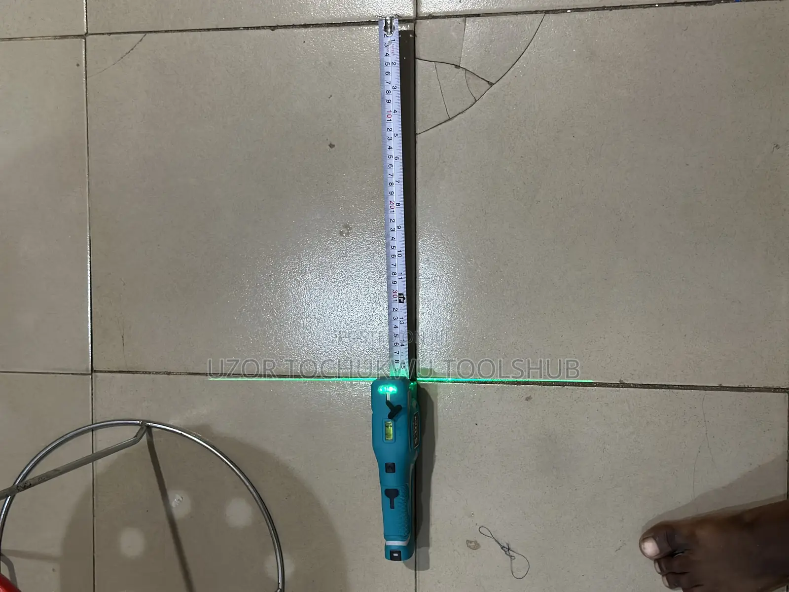 Krted 5m Laser Tape Measure With Green Laser Line Spirit Level