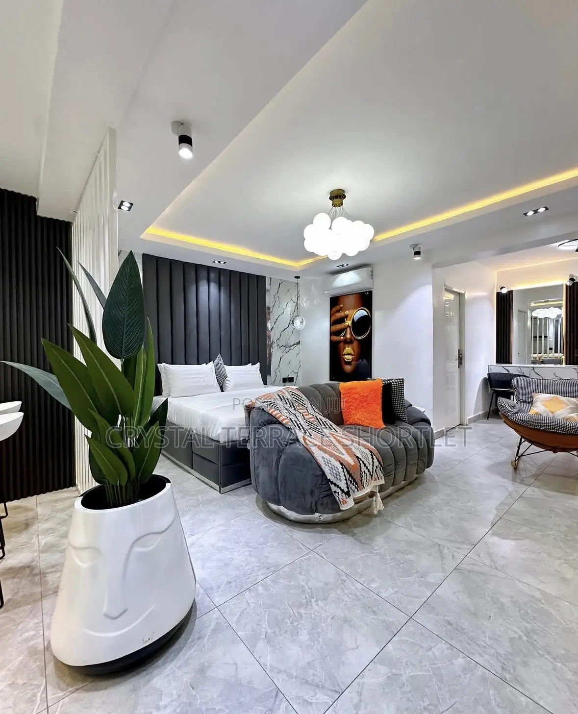 Luxury Big Studio Apartment Bar
