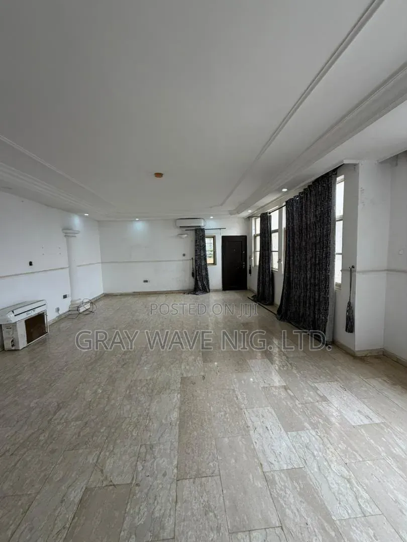 3bdrm Apartment in Maitama for rent