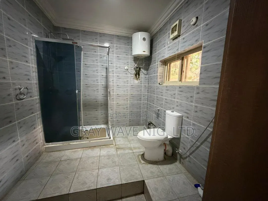 3bdrm Apartment in Maitama for rent