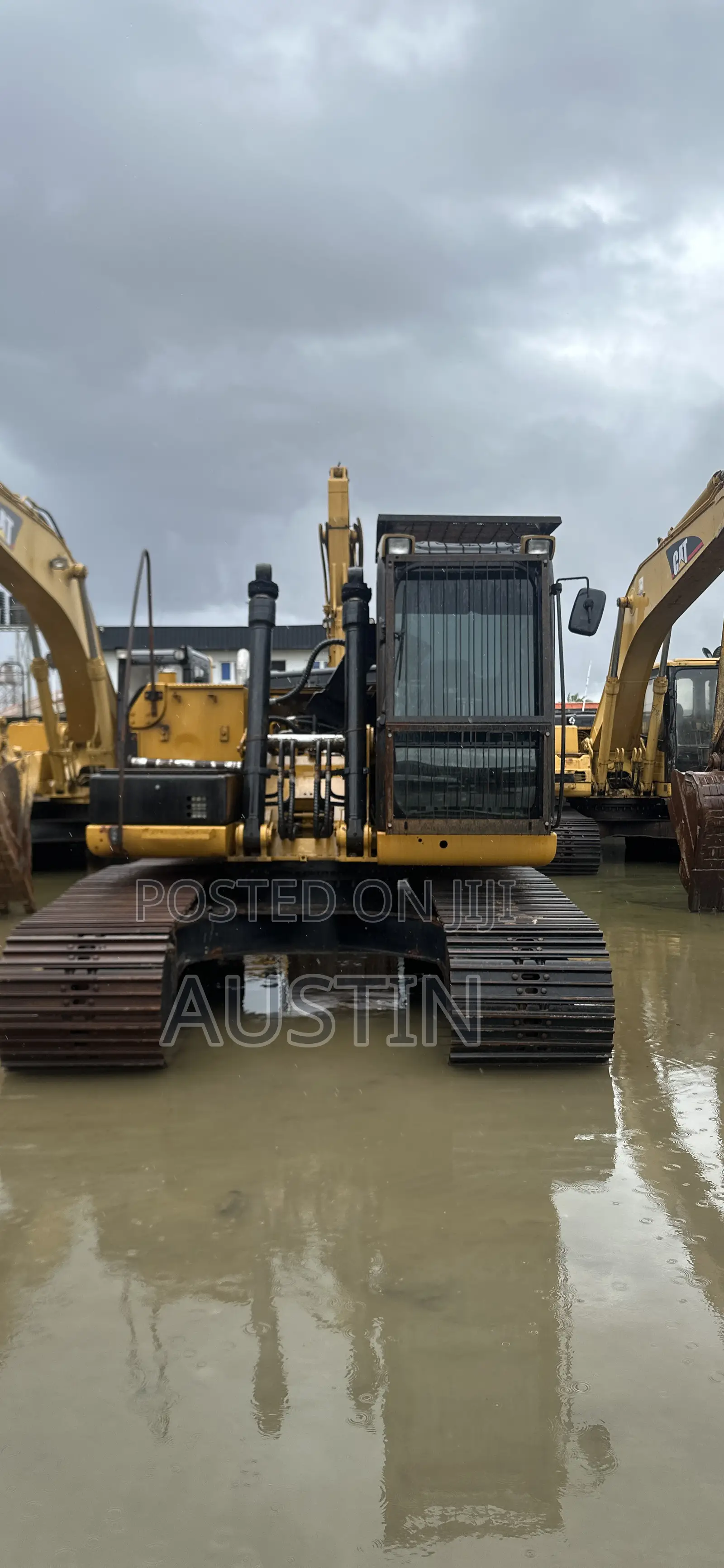 Excavtor 320d
