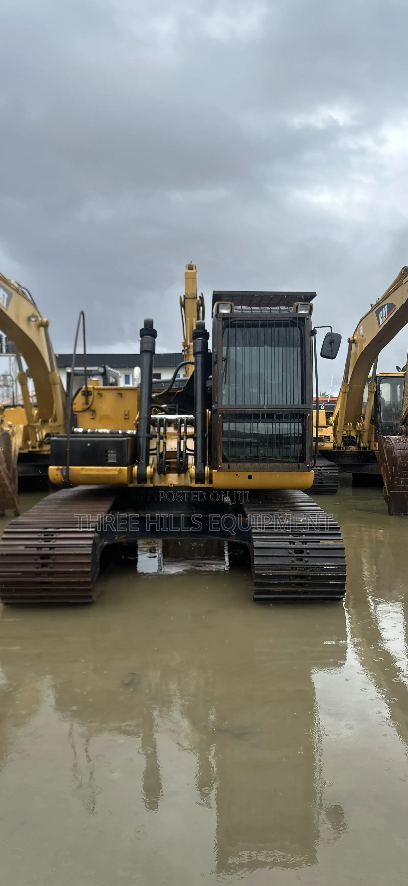 Excavtor 320d