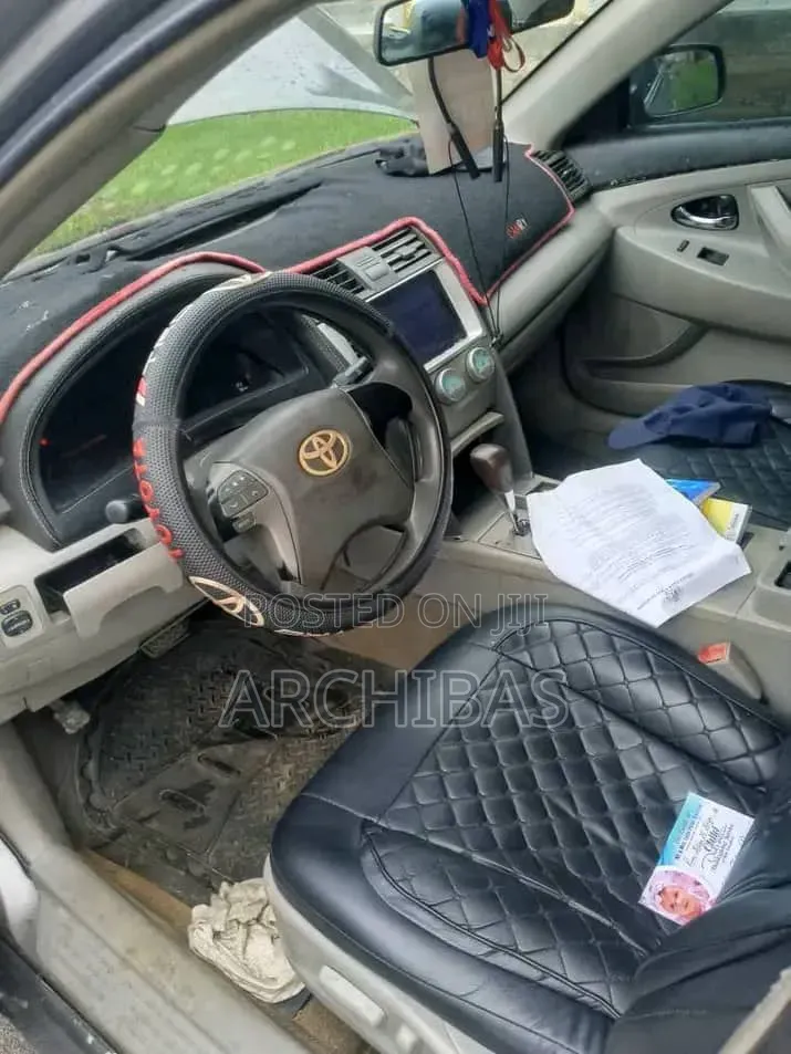 Toyota Camry 2007 Gray