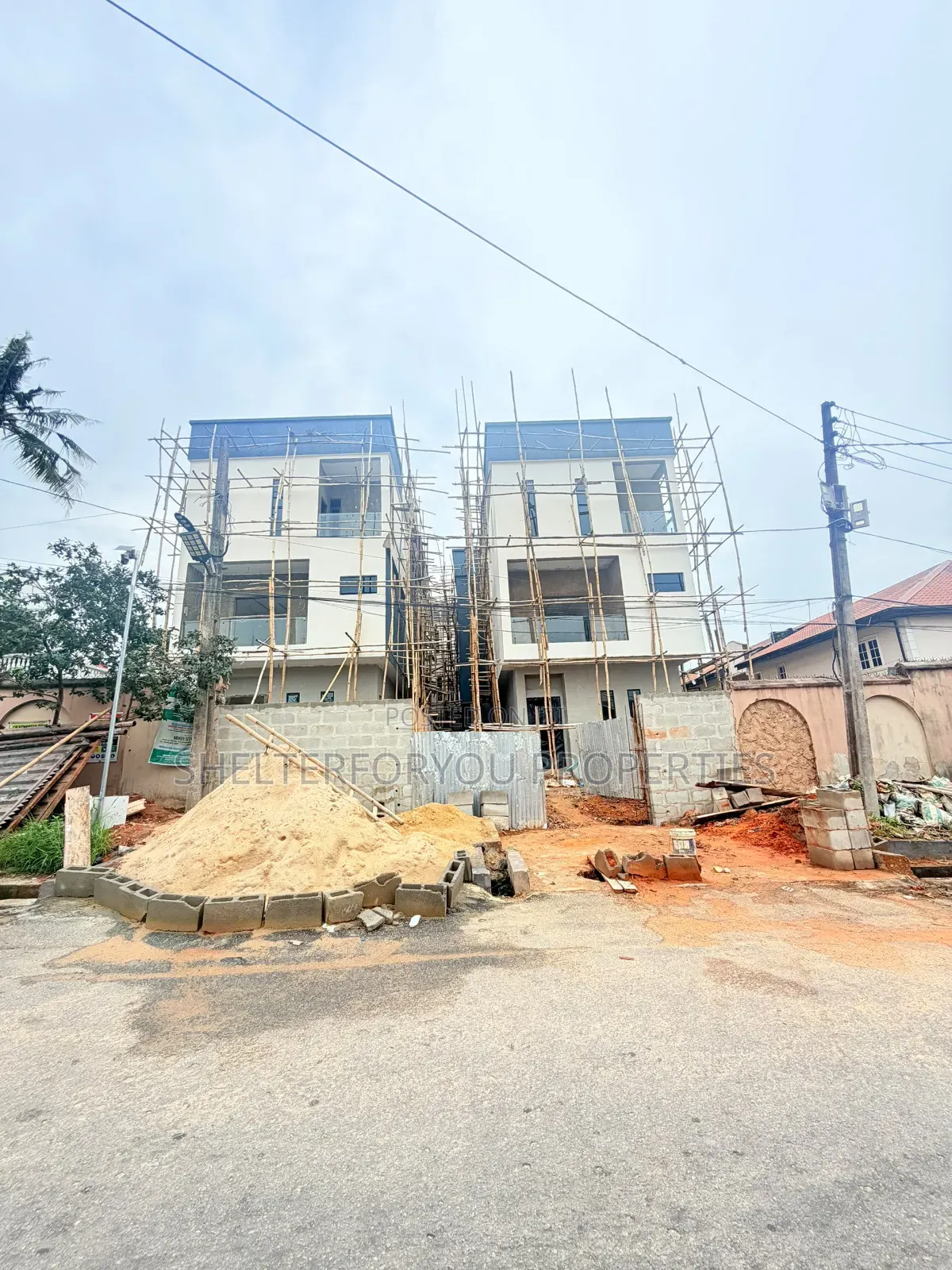 5bdrm Duplex in GRA Phase 2 Shangisha for sale