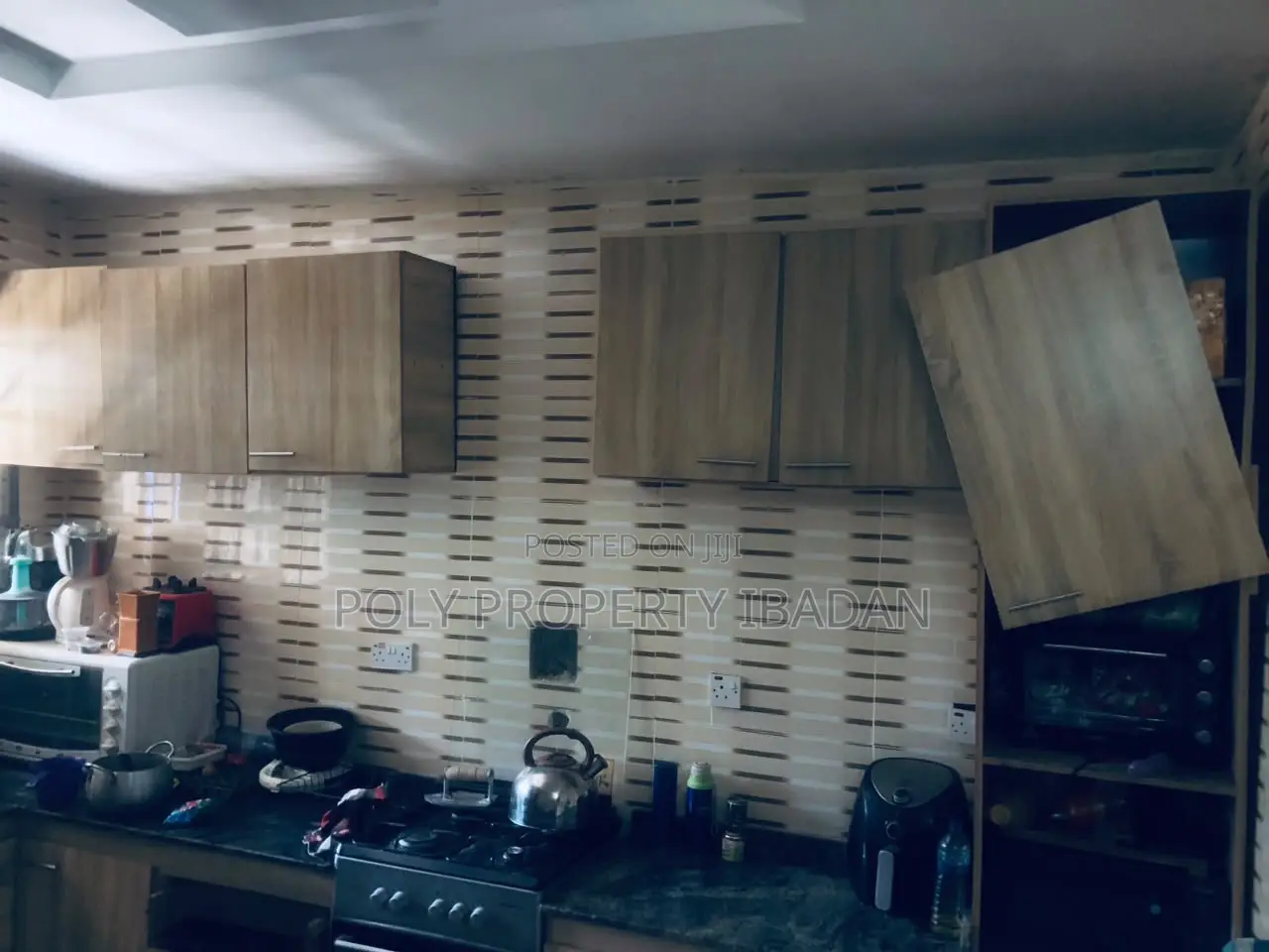 Furnished 3bdrm Apartment in Tipper Garage, Akala Express for rent