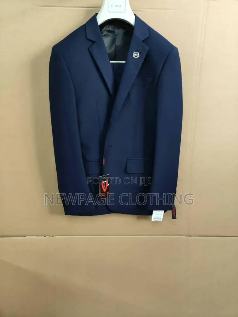 Premium Double-Breasted Suit – Luxury Redefined