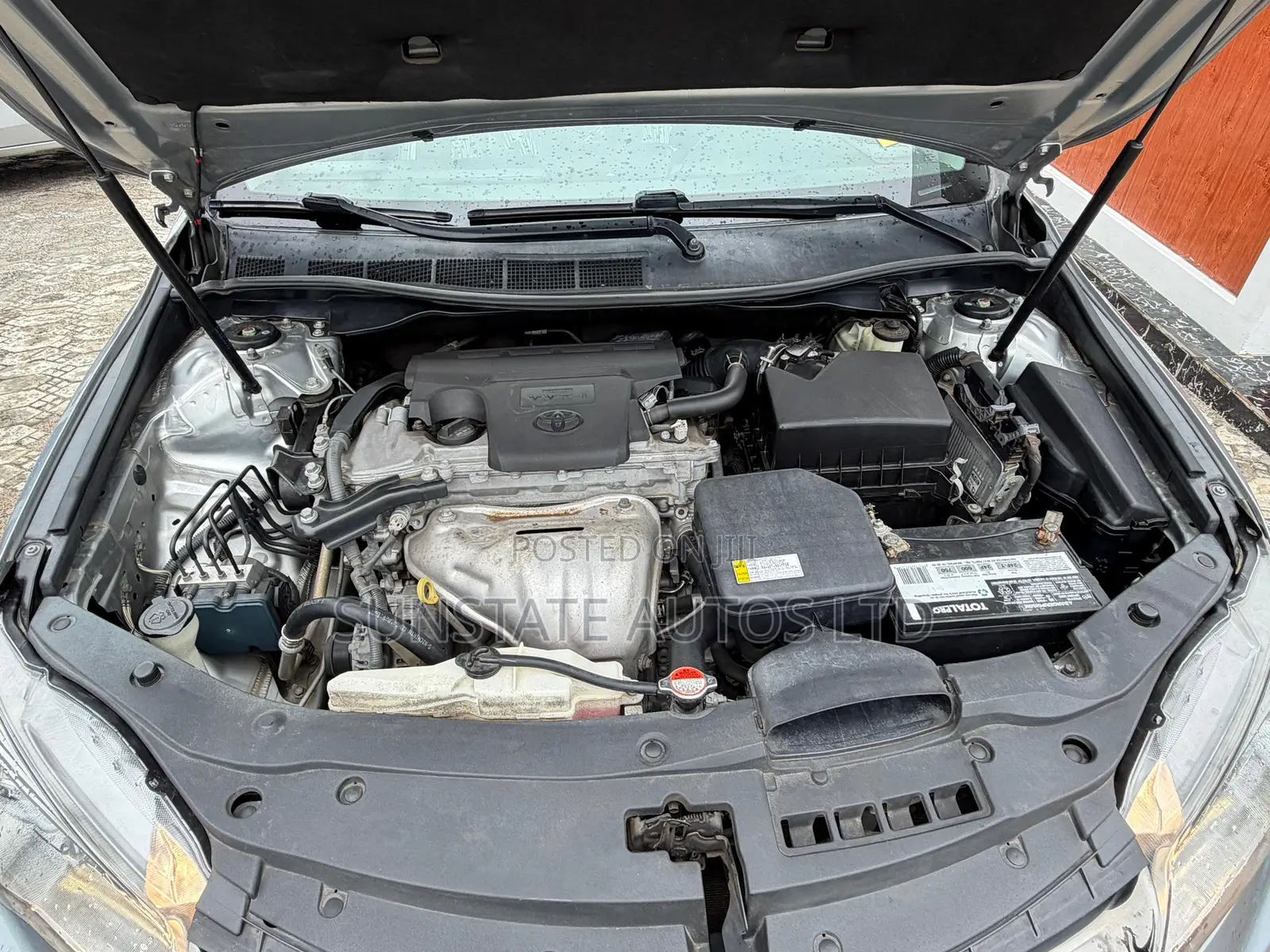 Toyota Camry 2016 Silver