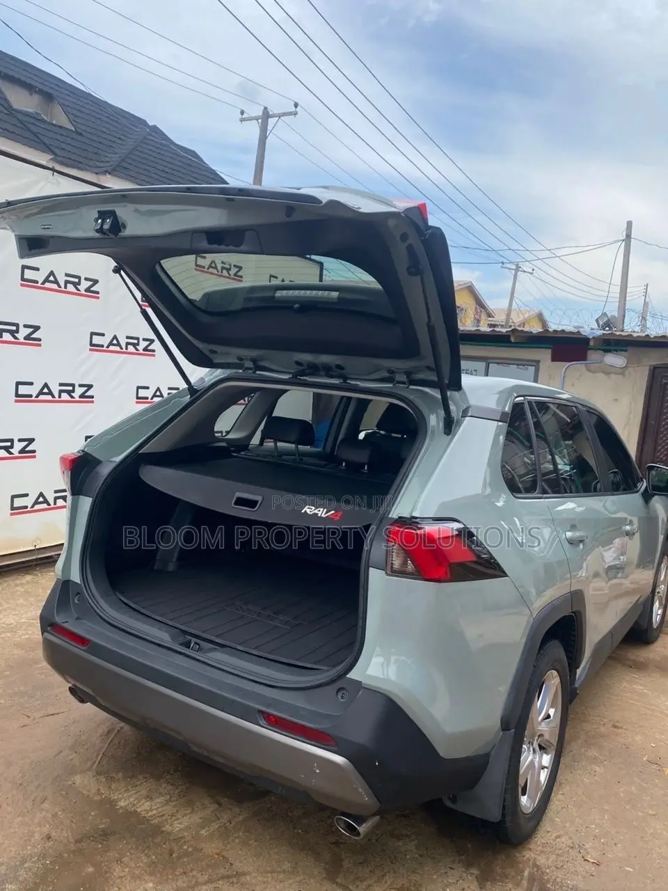 Toyota RAV4 2019 Green