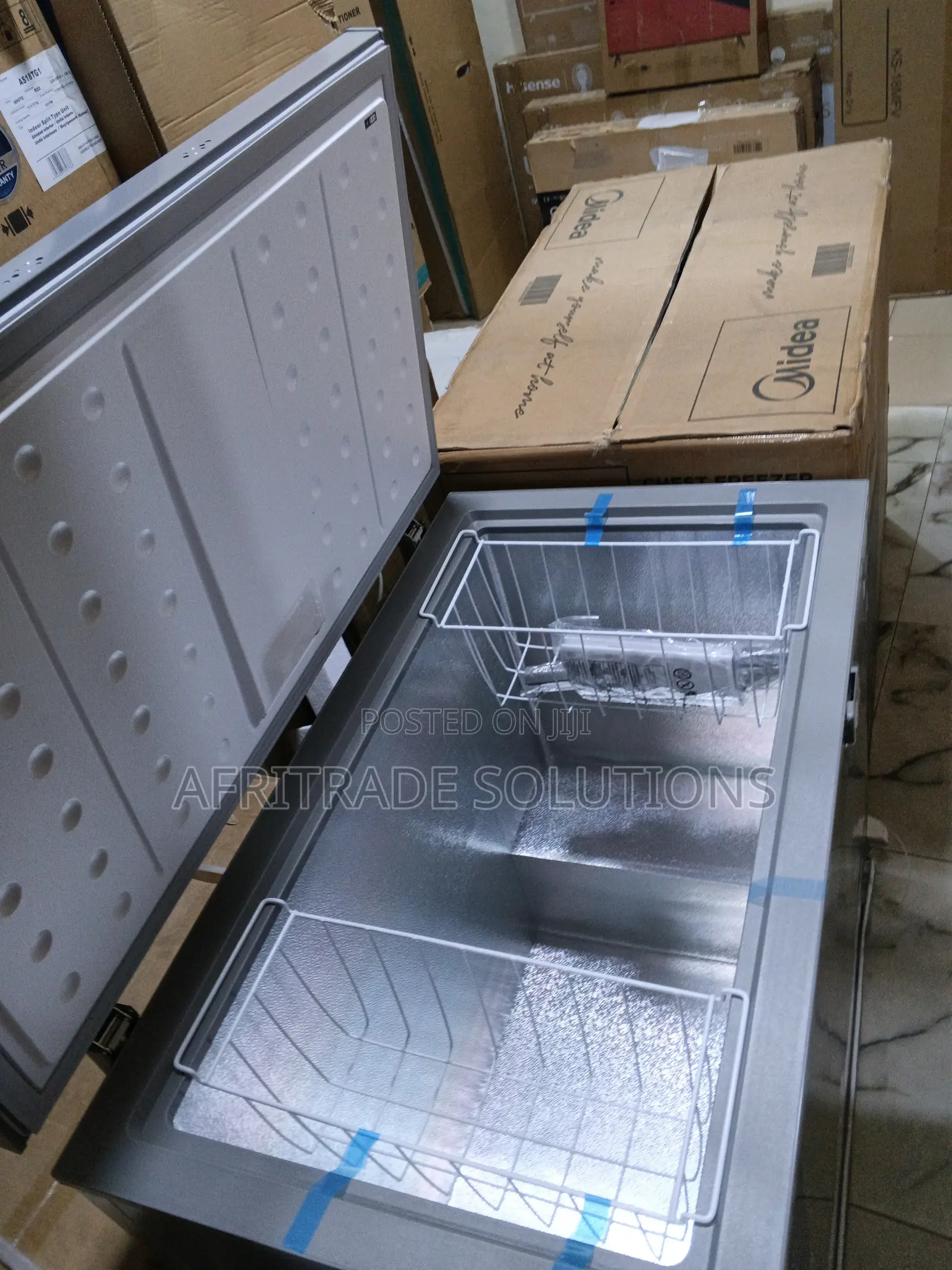 Midea Mdrc34sfzg43 250l Chest Freezer – Large Storage