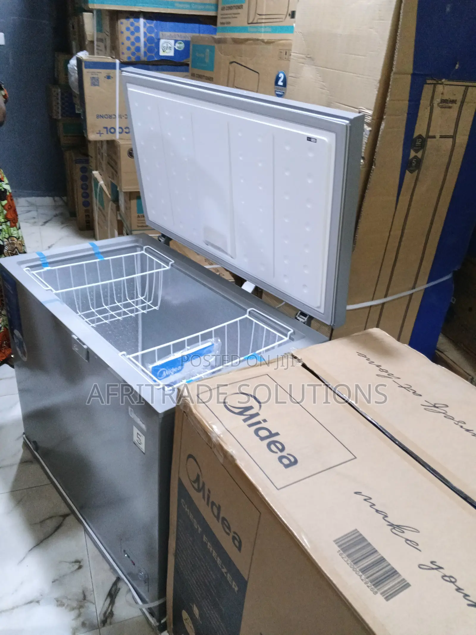 Midea Mdrc34sfzg43 Chest Freezer – 250 Litres Capacity