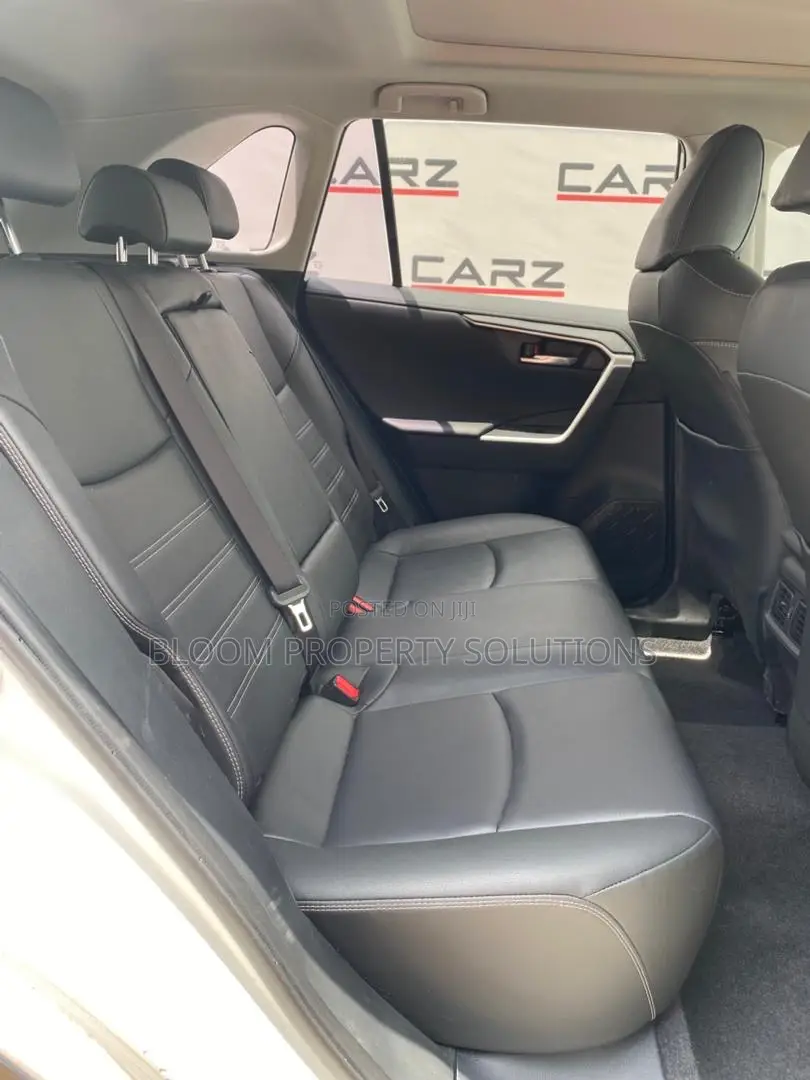 Toyota RAV4 2019 Green