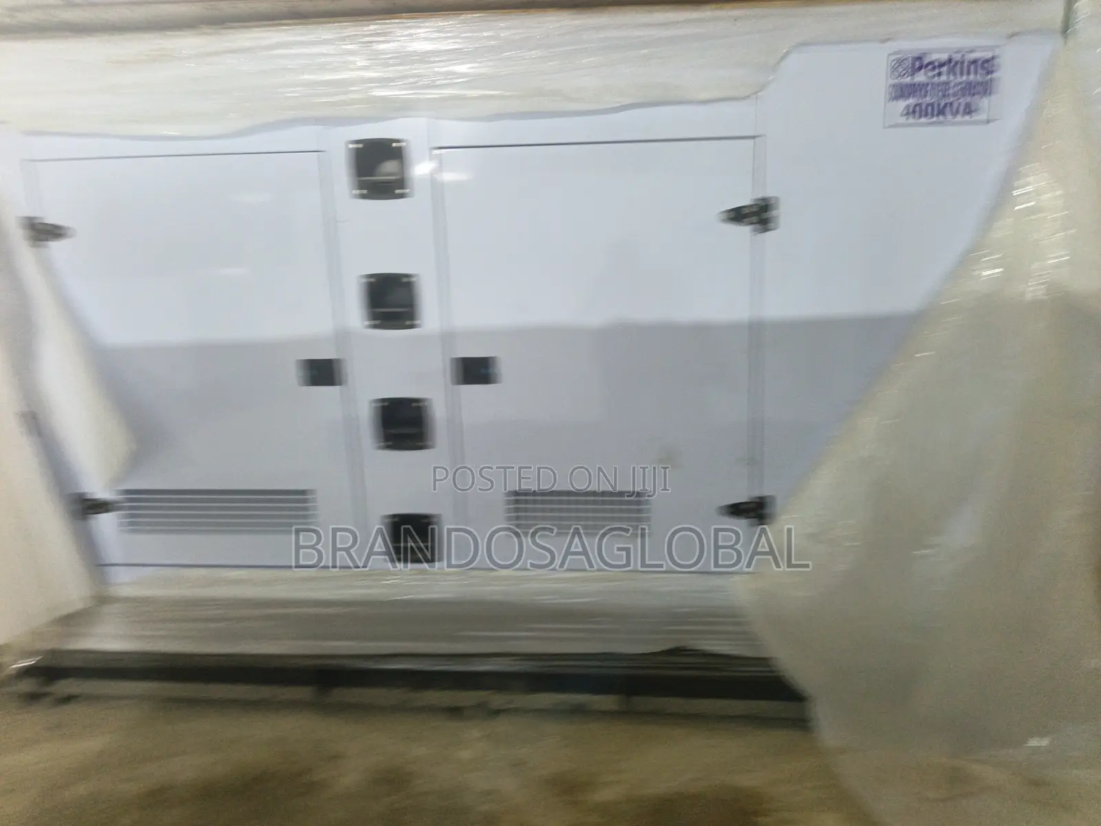 Perkins 400kva Soundproof Generator – Three Phase Diesel Generator
