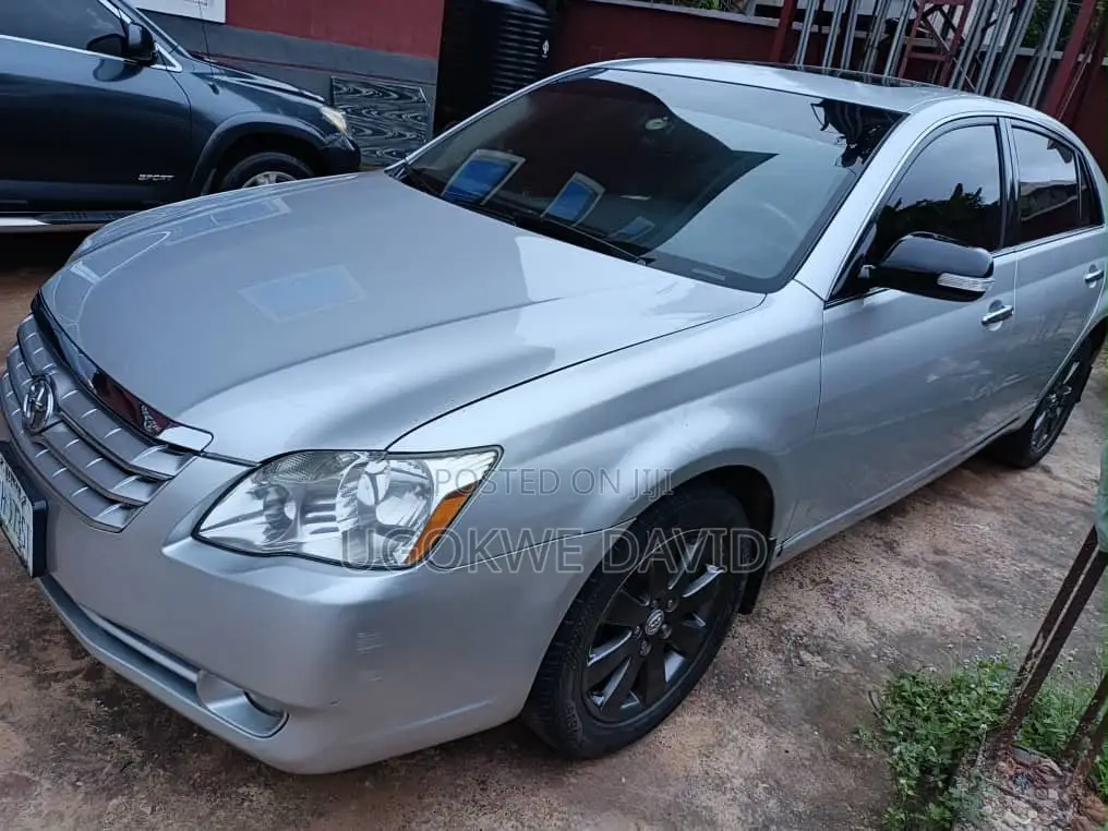 Toyota Avalon 2009 Silver