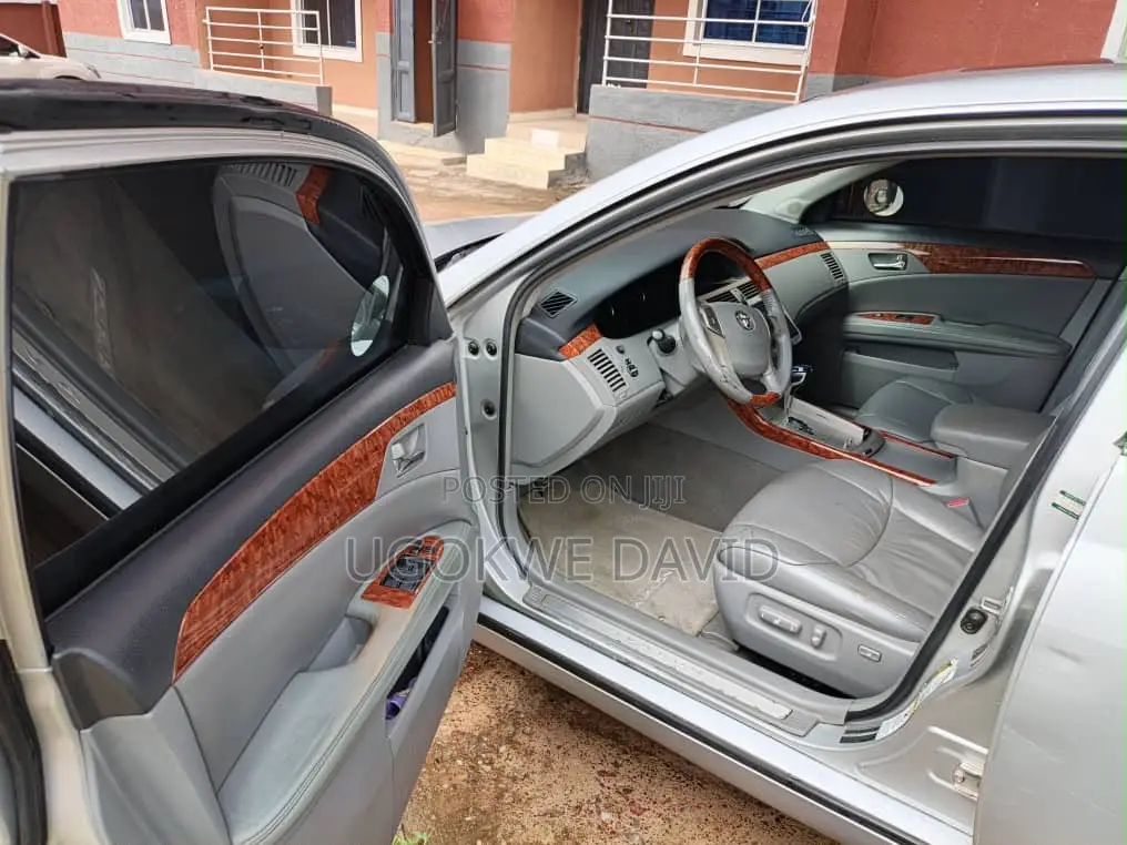 Toyota Avalon 2009 Silver