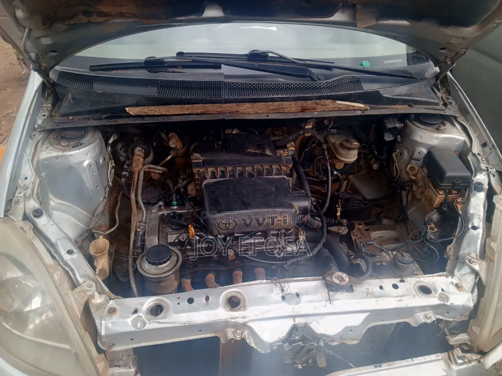 Toyota Yaris 1.5 2000 Silver
