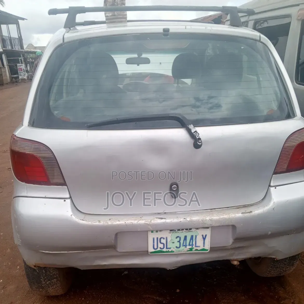 Toyota Yaris 1.5 2000 Silver