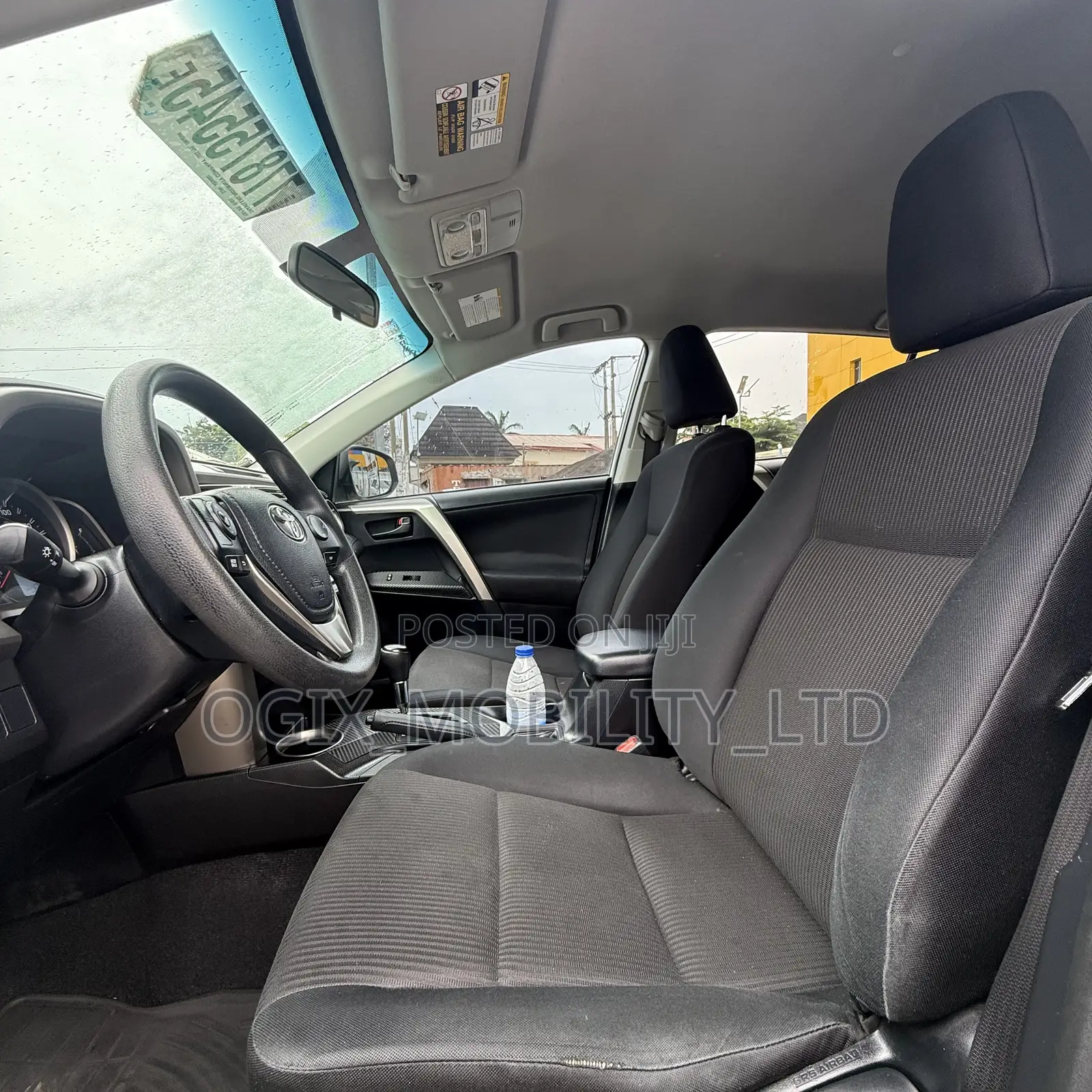 Toyota RAV4 LE 4dr SUV (2.5L 4cyl 6A) 2014 White
