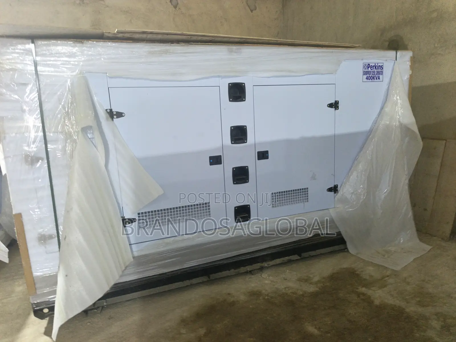 Perkins 400kva Soundproof Generator – Continuous Power Generator