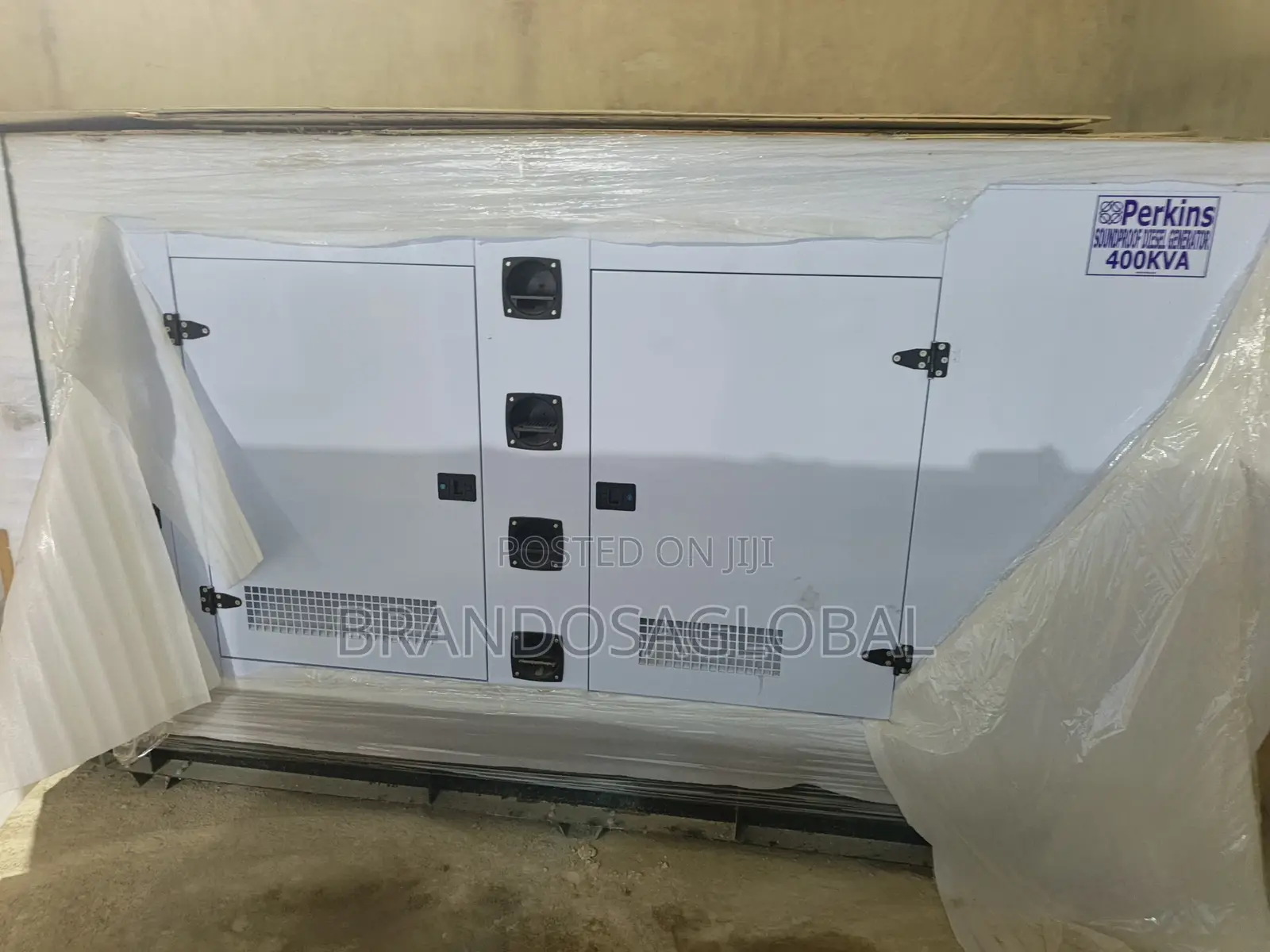 Perkins 400kva Soundproof Generator – Continuous Power Generator