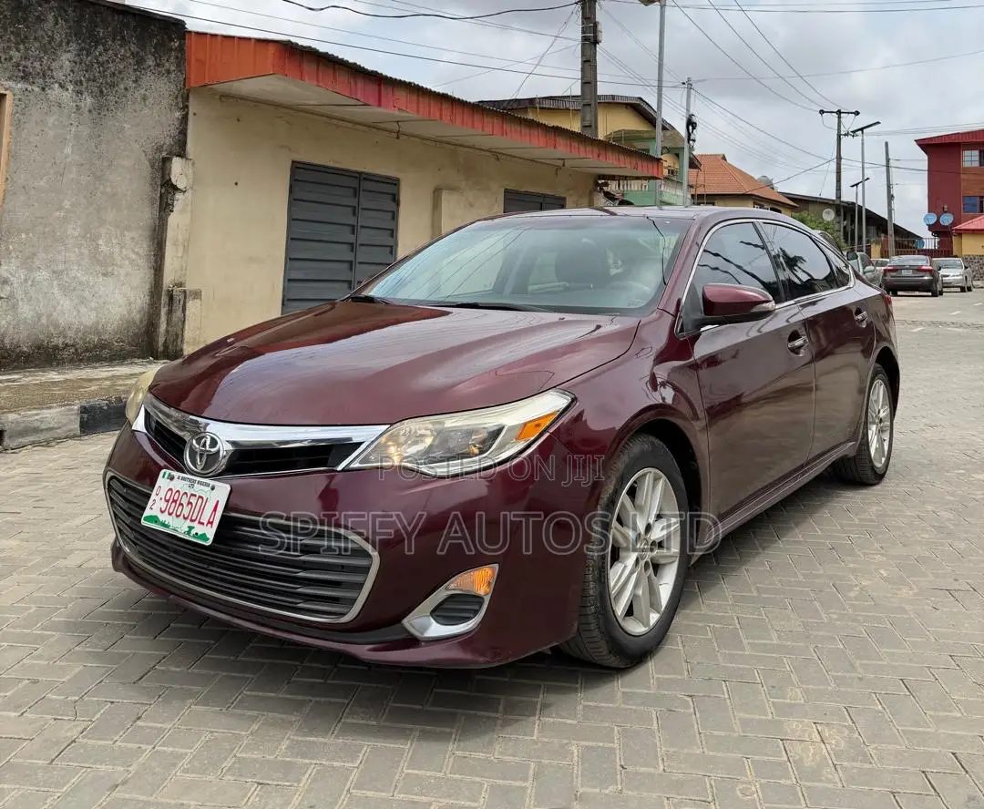 Toyota Avalon XLE 4dr Sedan (3.5L 6cyl 6A) 2014 Burgundy