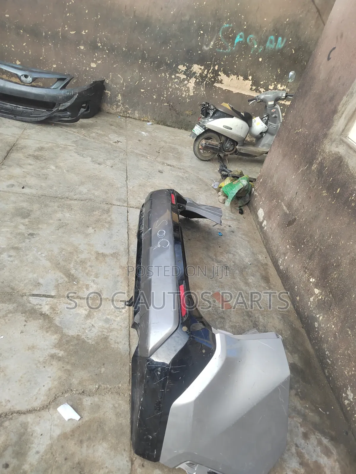 Complete Back Bumper Rav4 2020