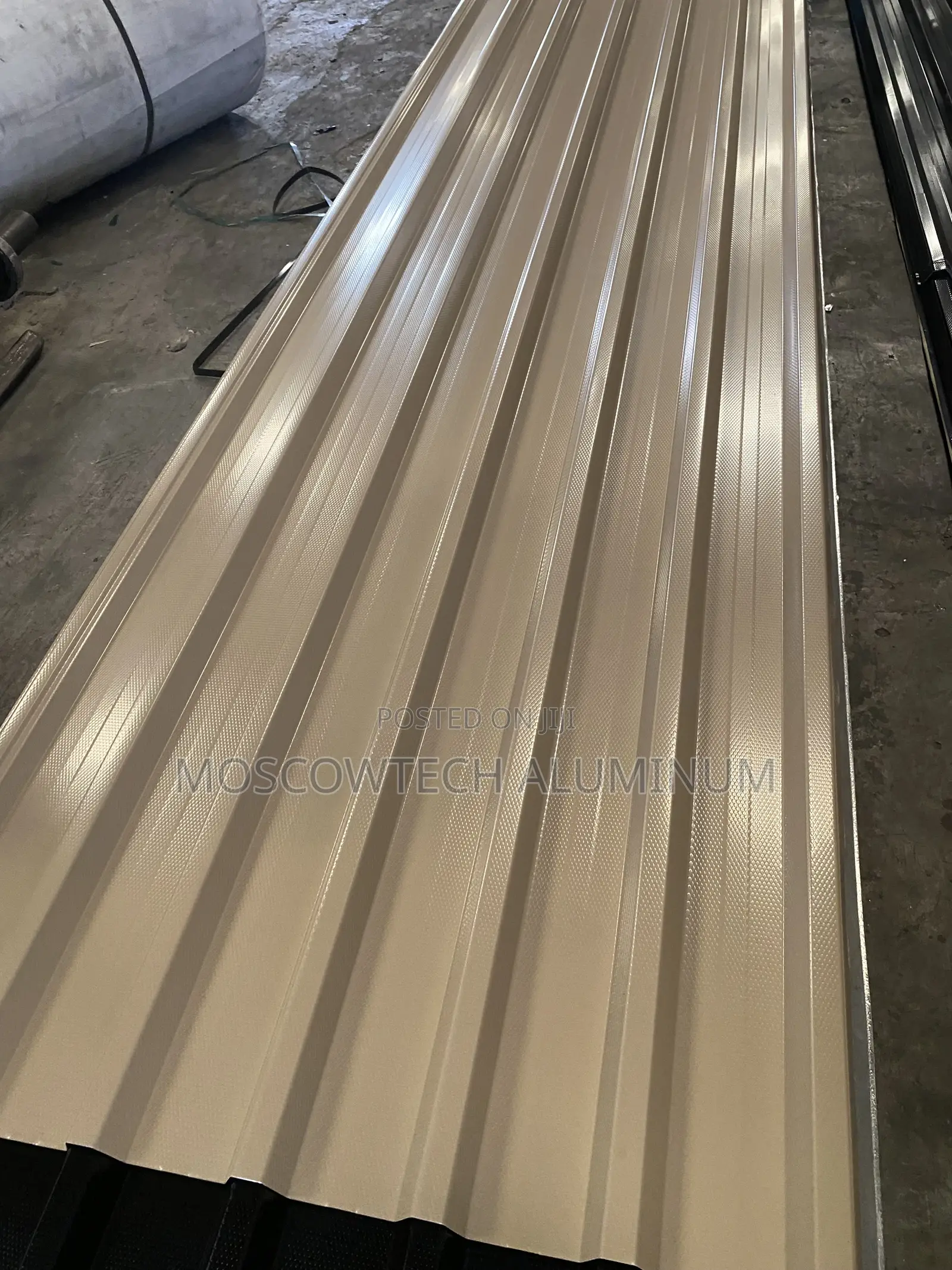 We Sale All Kinds of Aluminum Roofing Sheets