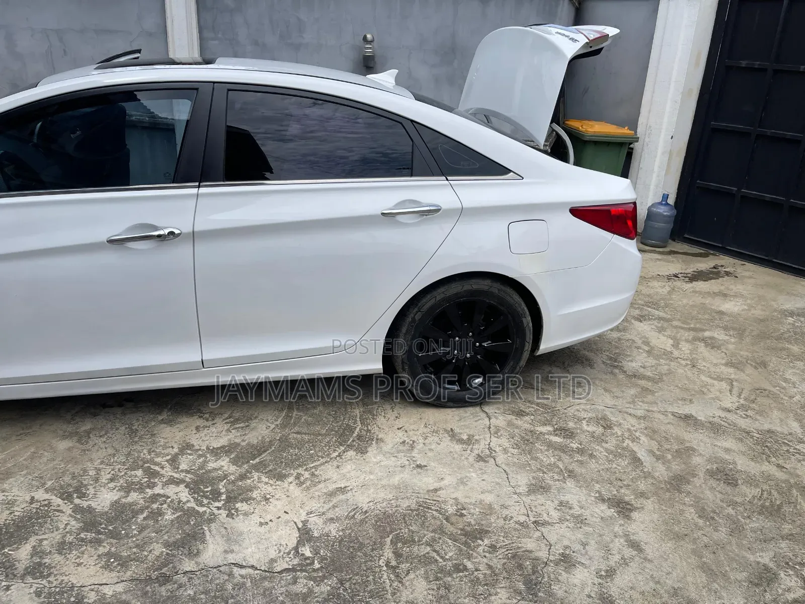 Hyundai Sonata Limited 2.0T Sedan (2.0L 4cyl 6A) 2011 White