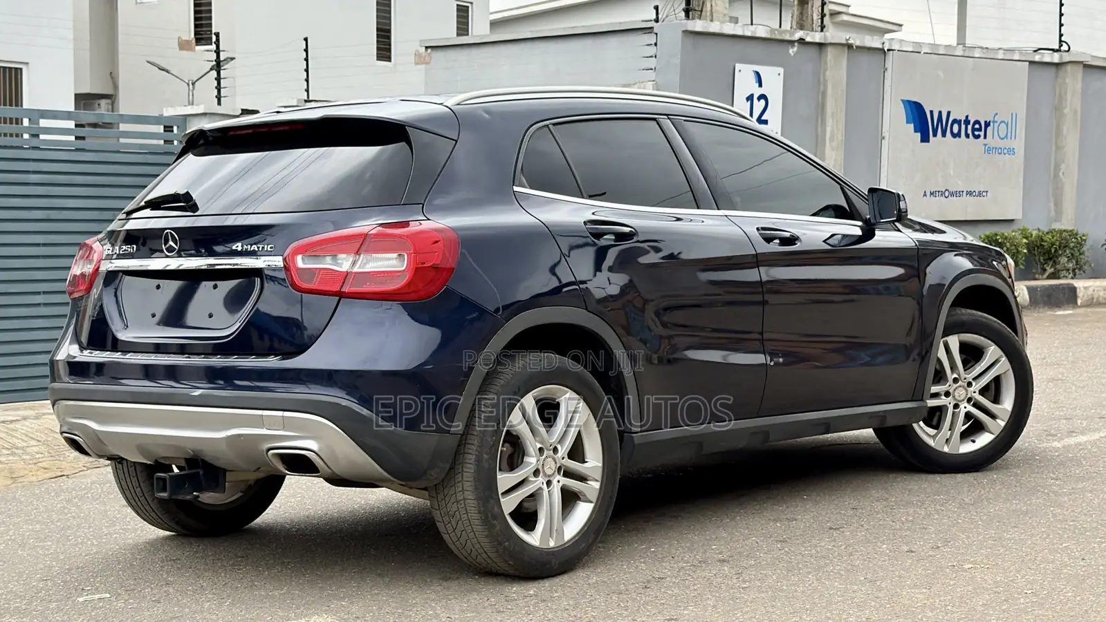 Mercedes-Benz GLA 250 2017 Blue