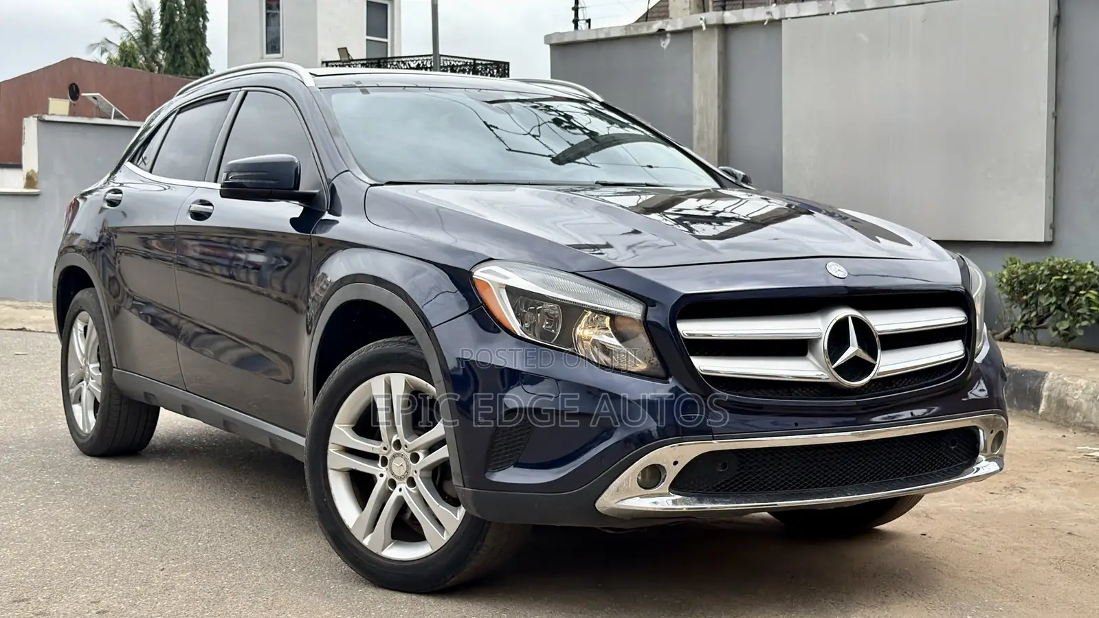 Mercedes-Benz GLA 250 2017 Blue