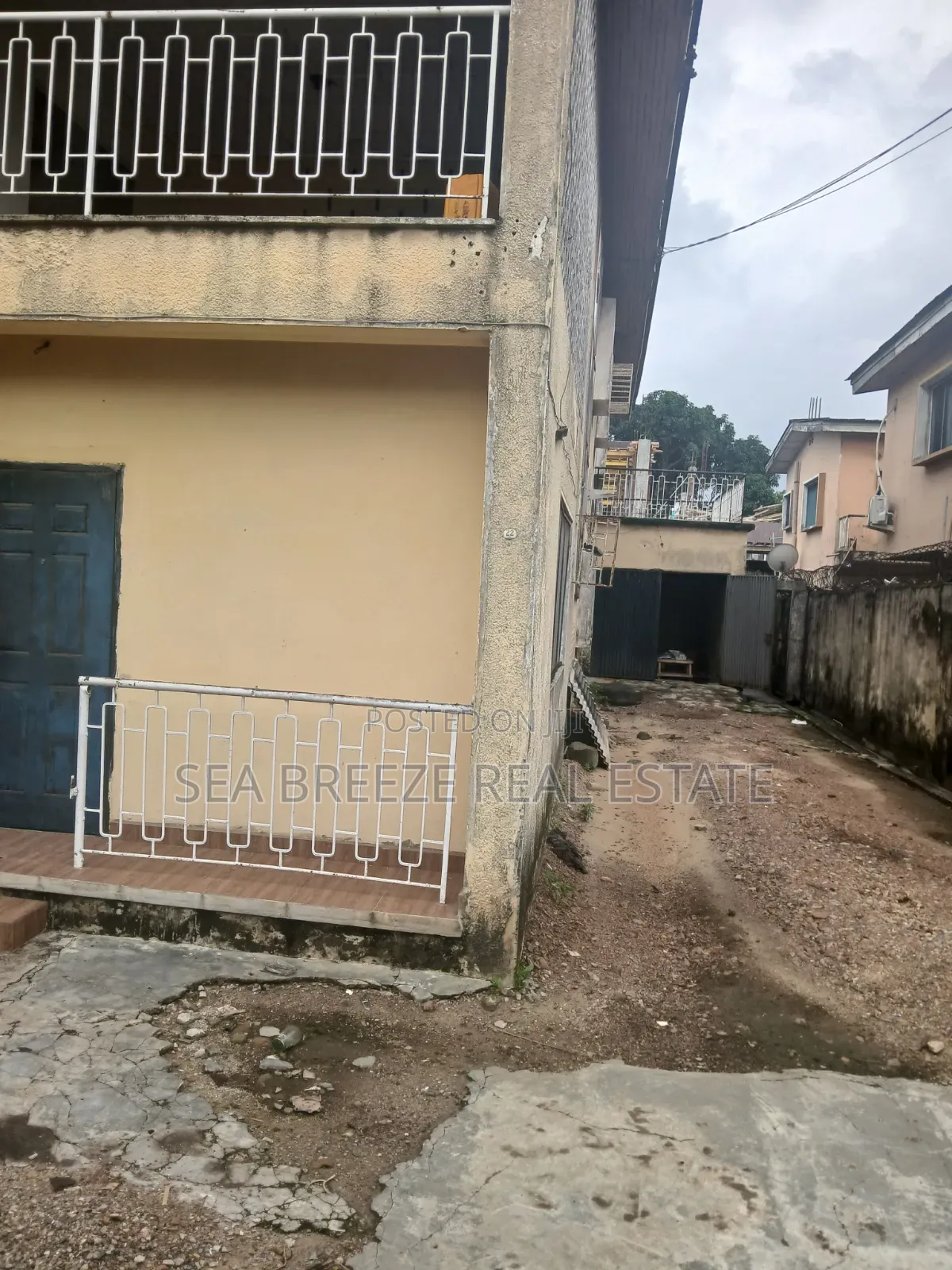 8bdrm Duplex in Raufu Williams, Adelabu for sale