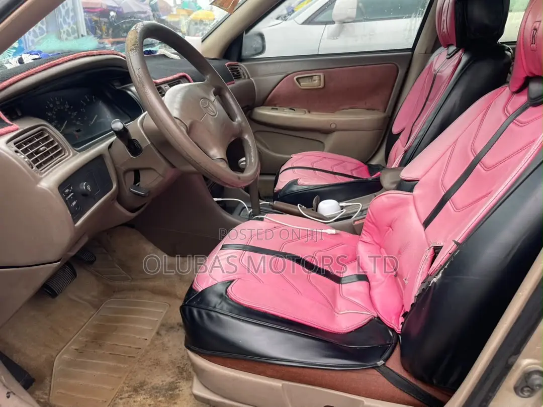 Toyota Camry Automatic 1999 Gold