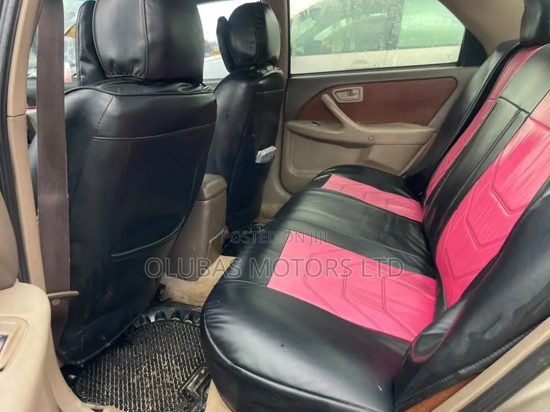 Toyota Camry Automatic 1999 Gold