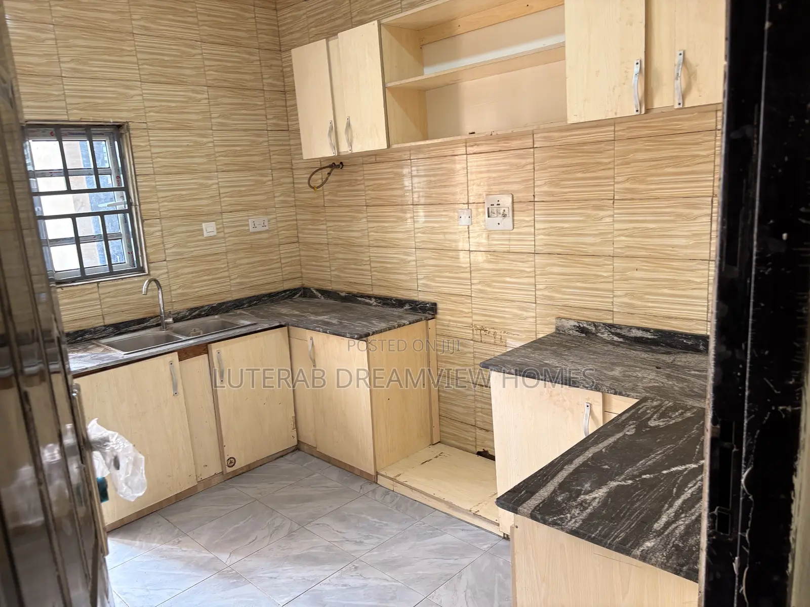 2bdrm Block of Flats in Guzape for rent