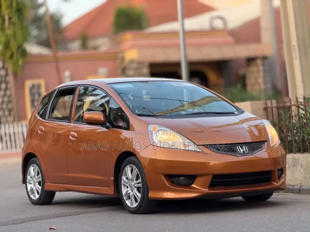 Honda Fit 2017 Gold