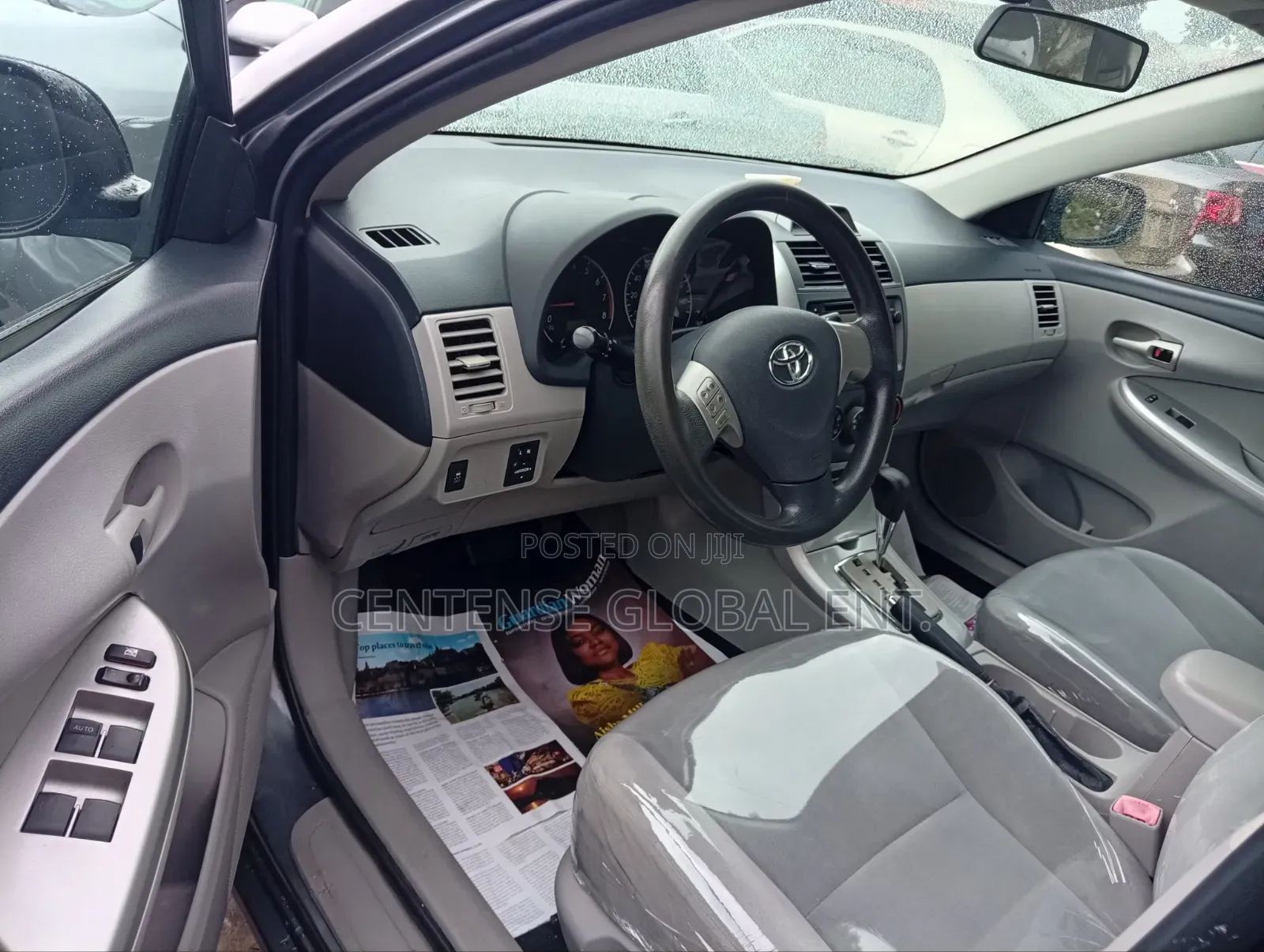 Toyota Corolla 2010 Gray