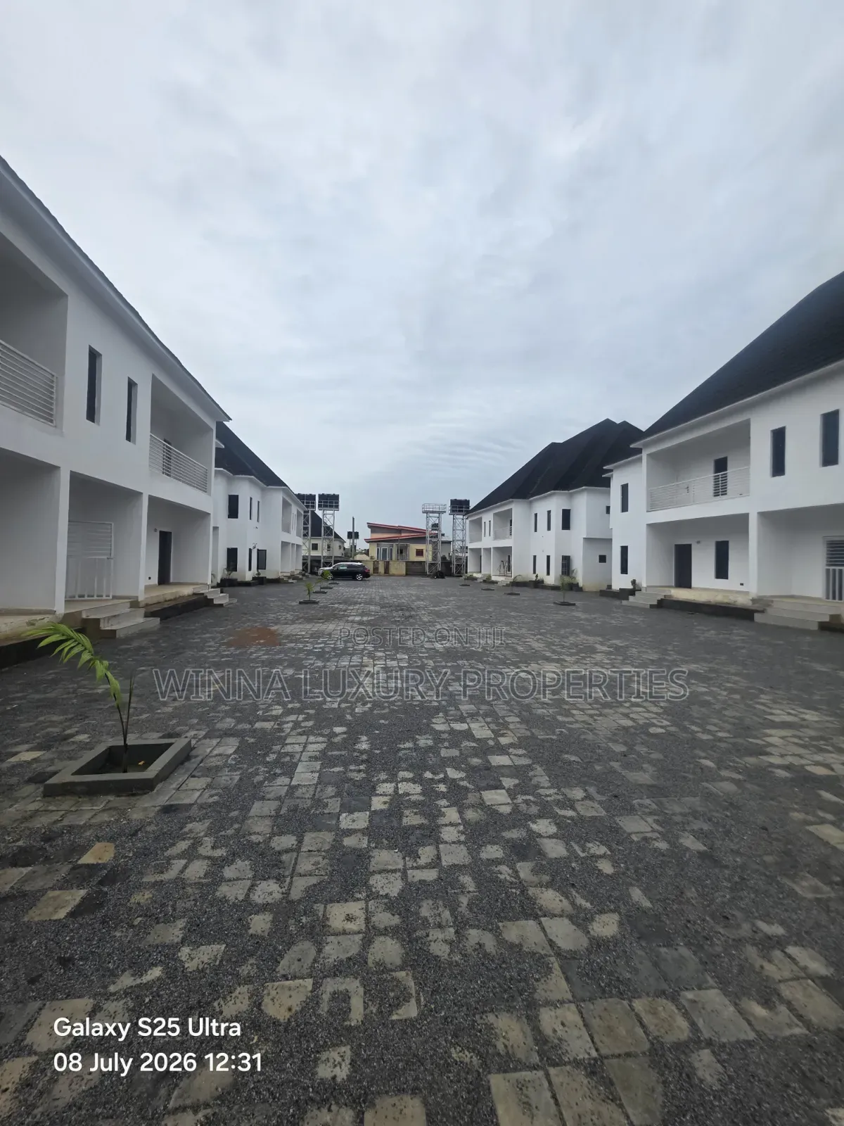 3bdrm Apartment in Adinno Estate, Lugbe District for rent