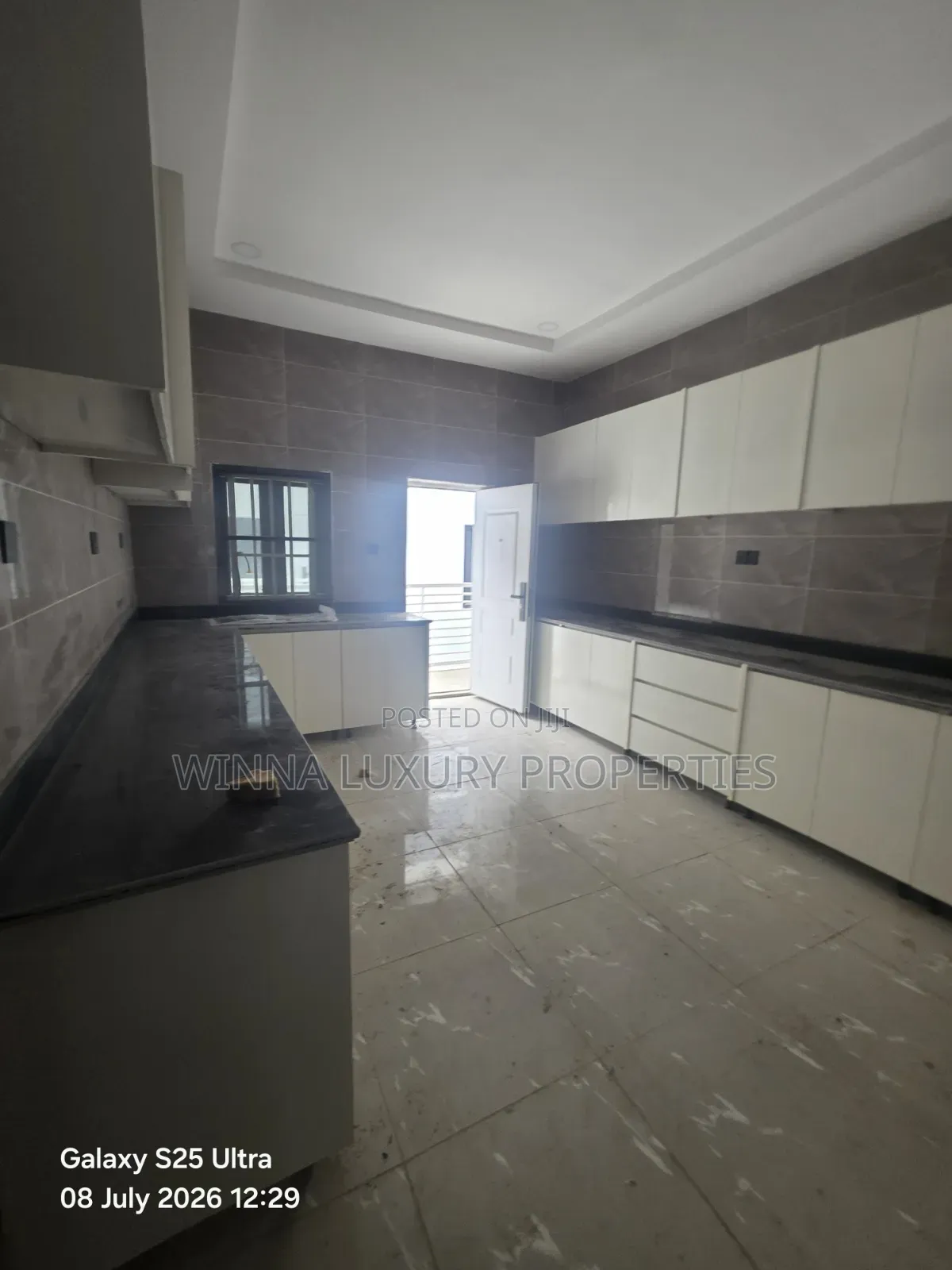 3bdrm Apartment in Adinno Estate, Lugbe District for rent